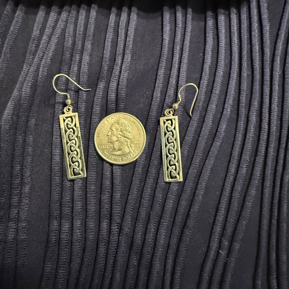 Sterling silver Celtic Knot dangle earrings .925 dangle - Picture 3 of 3